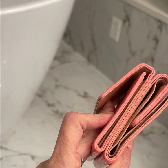 CHANEL Coral Floral Embossed Wallet - Picture 10 of 10